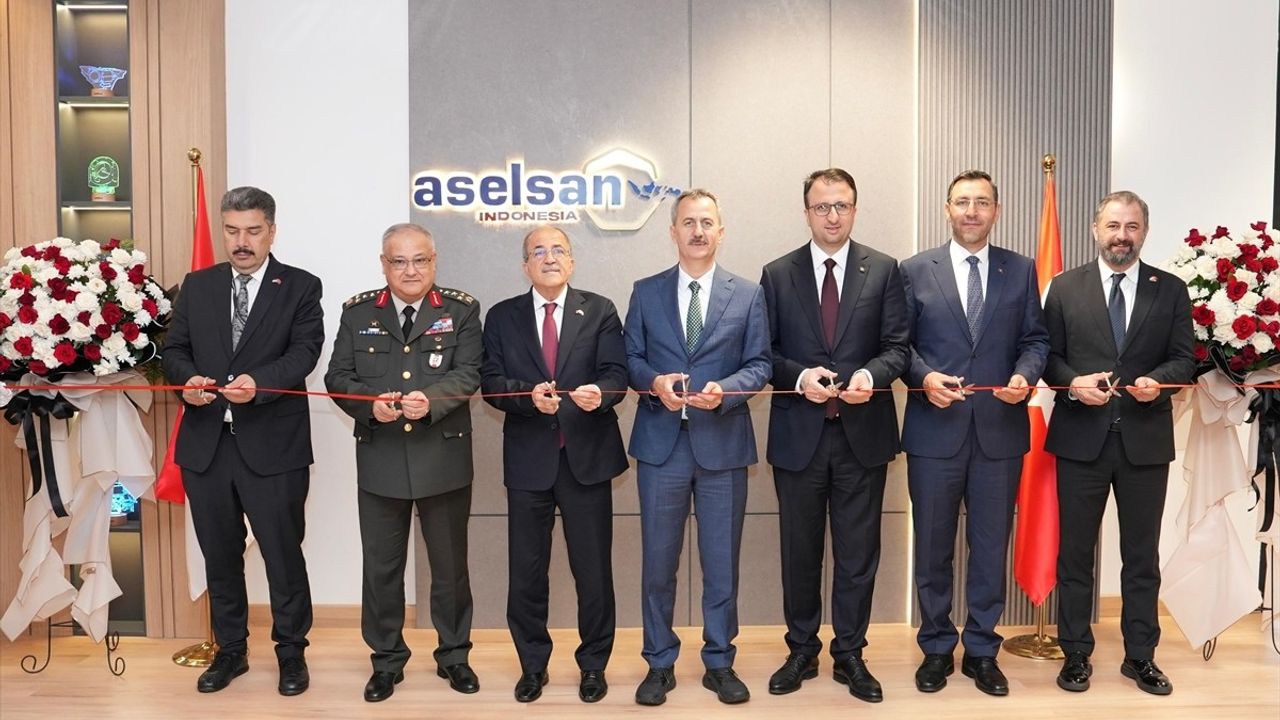 ASELSAN, Endonezya Ofisini Açtı ve INDO Defence 2025'te 5 Anlaşma İmzaladı