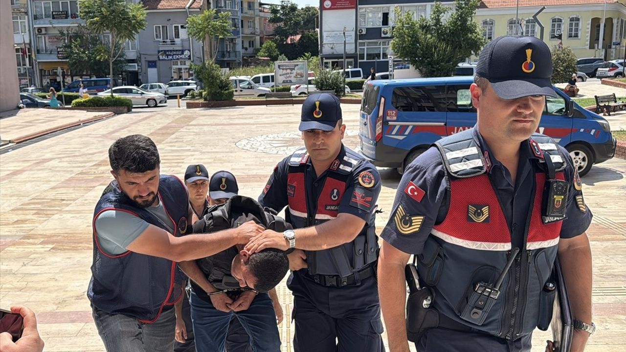 Aydın'da Tartışma Kanlı Bitti: Yeğeni Tarafından Bıçaklanan Adam Hayatını Kaybetti