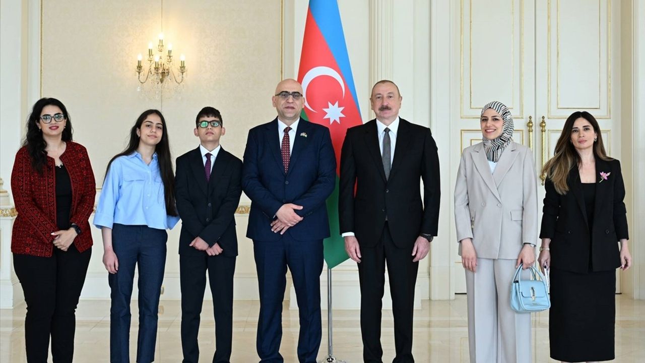 Azerbaycan Cumhurbaşkanı Aliyev'den Filistin'e Destek Mesajı