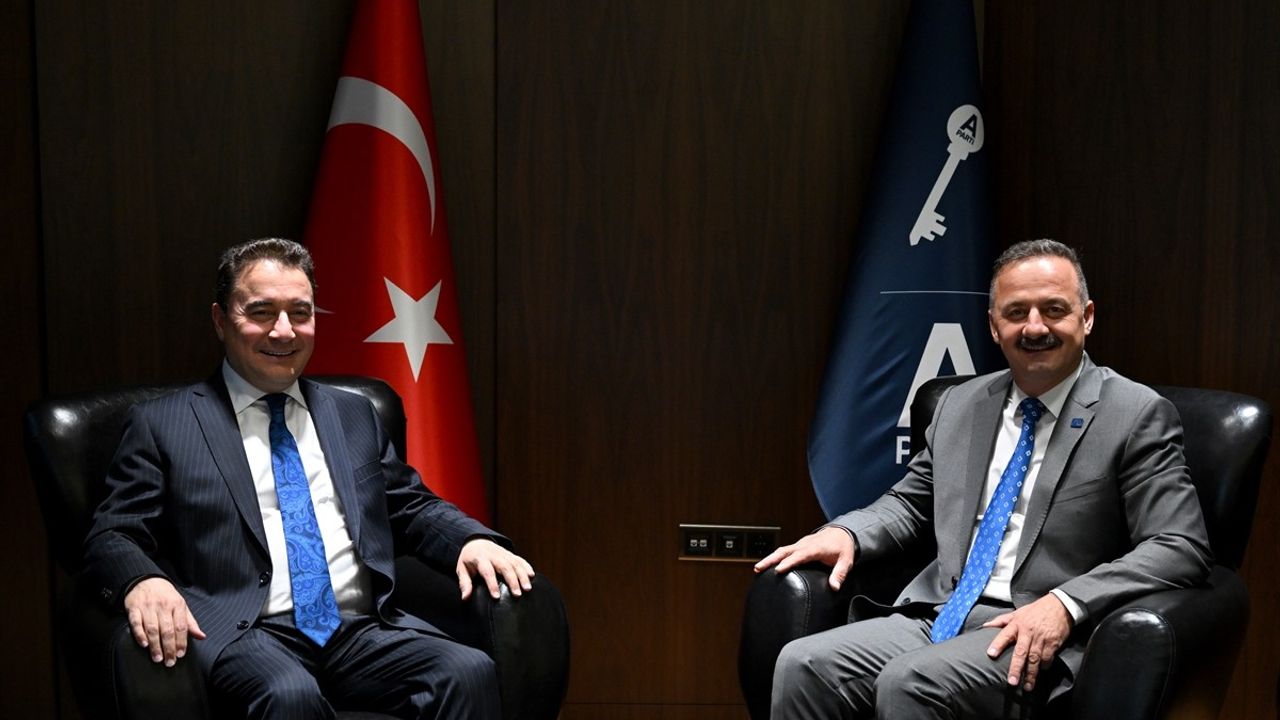 Babacan ve Ağıralioğlu'ndan Kritik Toplantı: Terörsüz Türkiye Hedefi