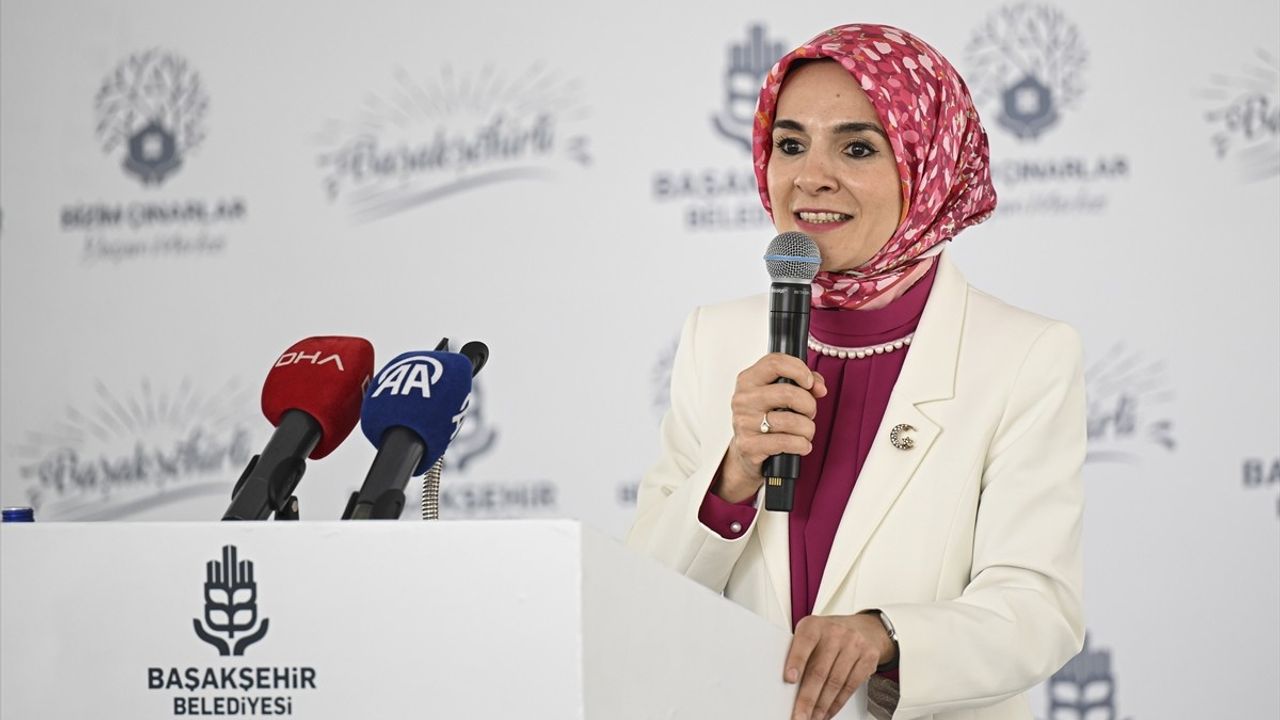 Bakan Göktaş, Başakşehir'deki Yaşam Merkezi'nin Açılışında Oldu