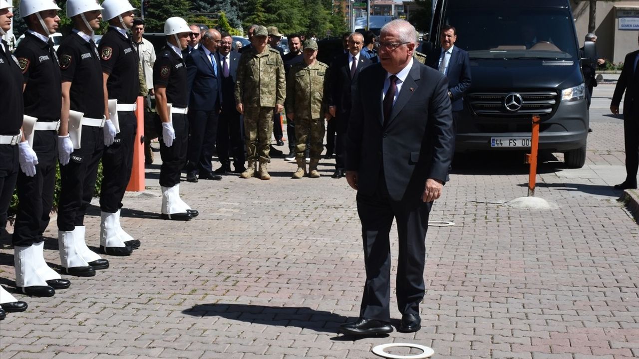 Bakan Güler, Malatya'da 2. Ordu Komutanlığını Denetleyecek