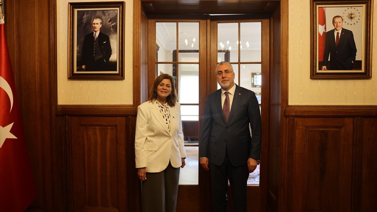 Bakan İshıkan, Suriyeli Mevkidaşı ile İşbirliği Görüşmesi Yaptı