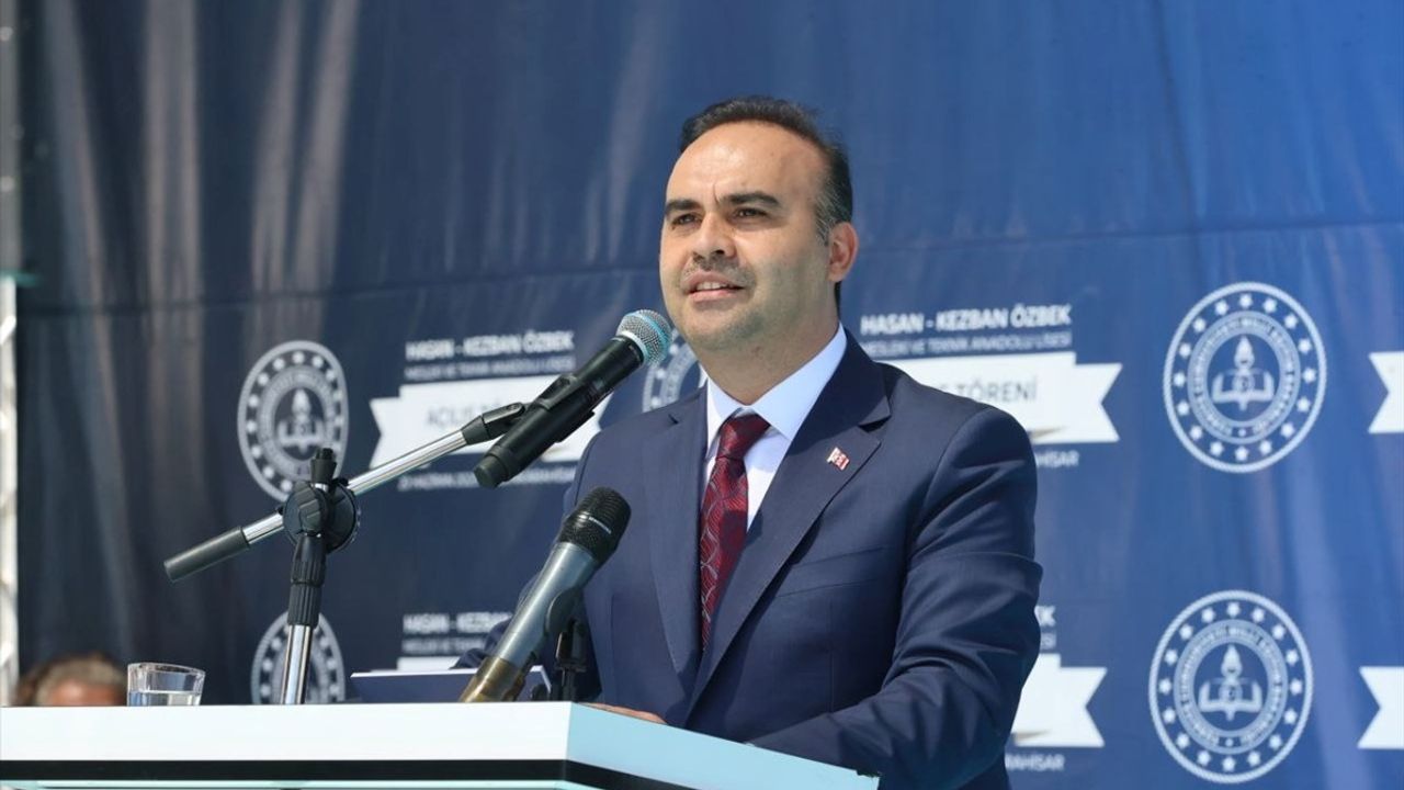 Bakan Kacır: Türkiye Eğitim Uçakları ve Teknolojileri Üreten Ülke