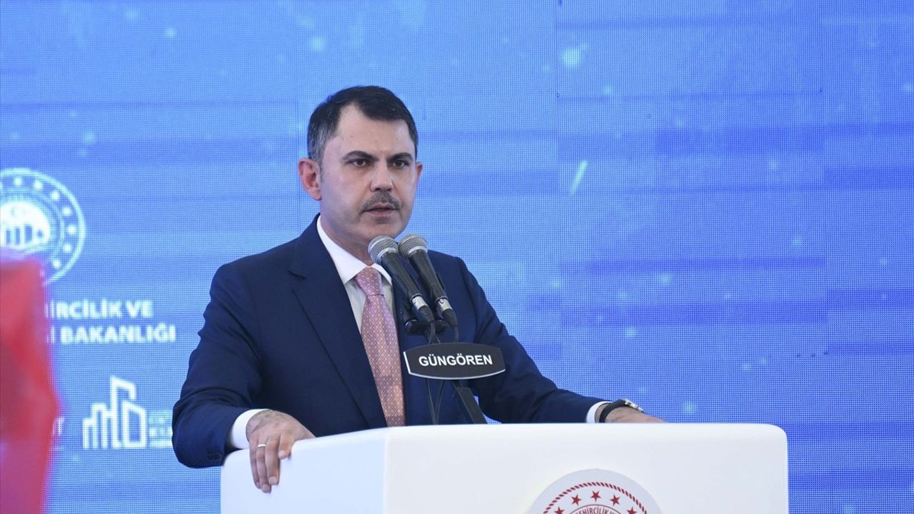 Bakan Kurum, Güngören'de Kentsel Dönüşüm ve Sosyal Konut Projelerini Duyurdu