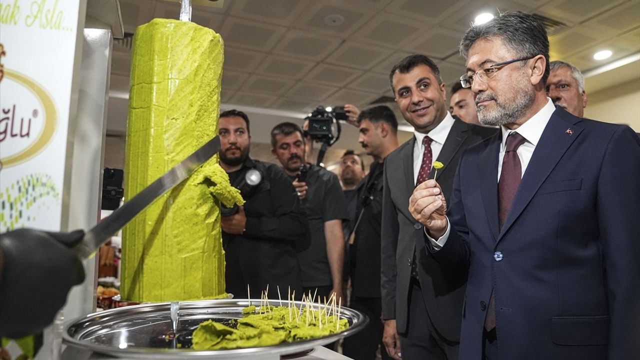 Bakan Yumaklı'dan Gıda Güvenliği Vurgusu: 1 Milyar Lira Cezai İşlem Uygulandı