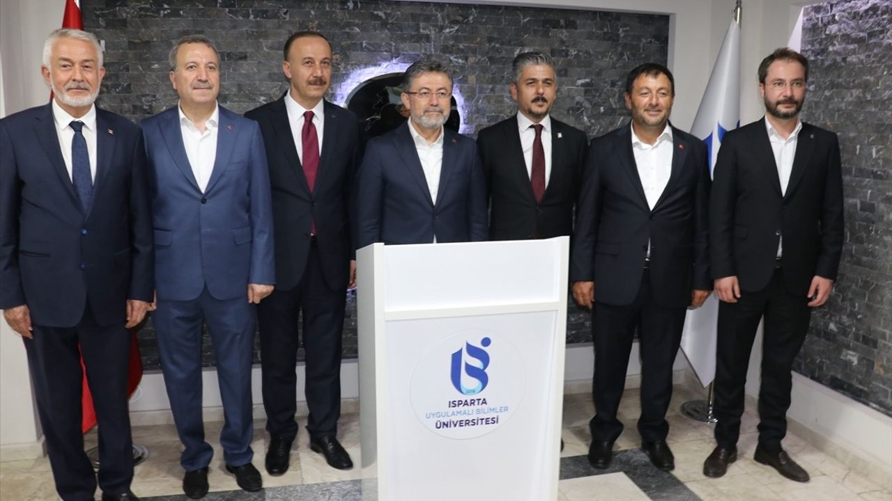 Bakan Yumaklı Isparta'da Önemli Ziyaretler Gerçekleştirdi