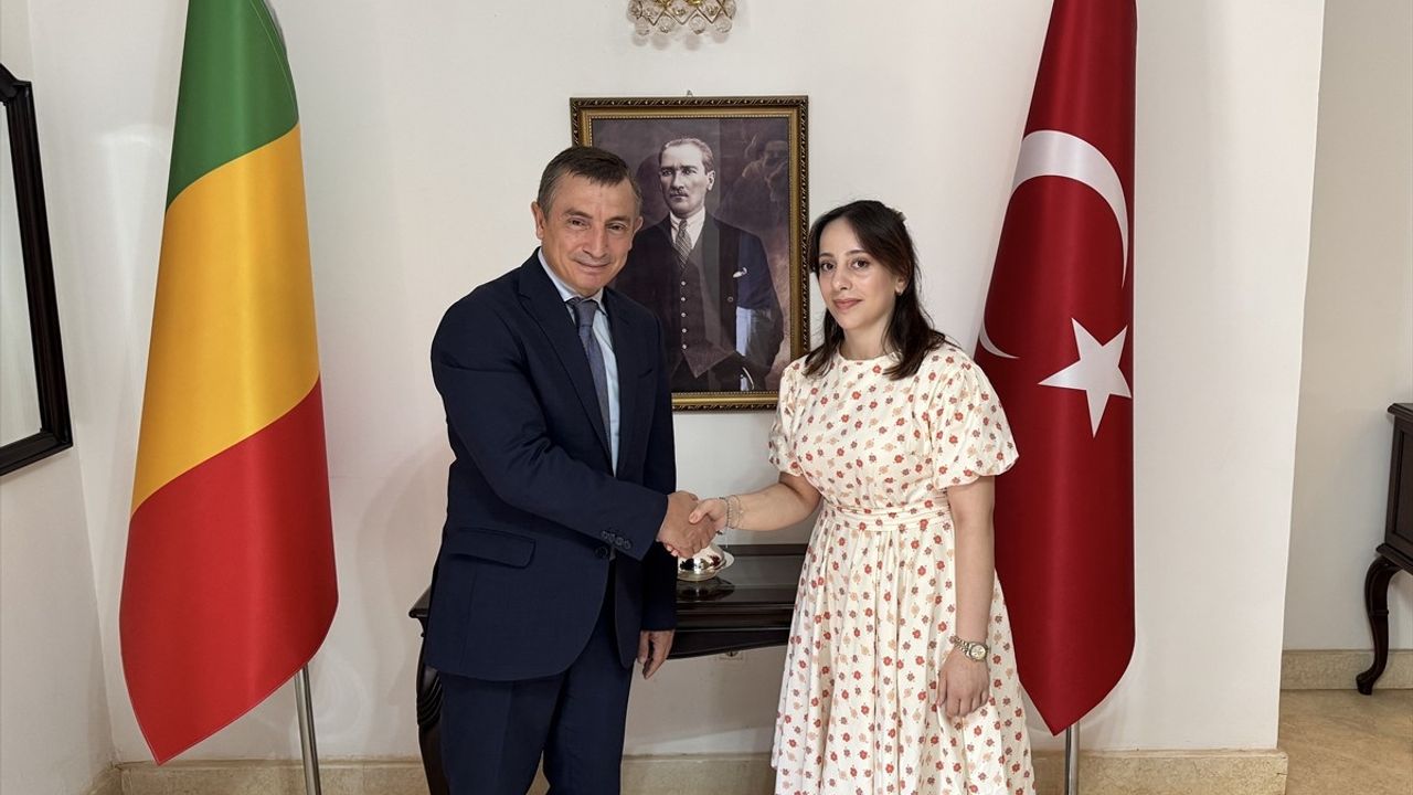 Bamako Büyükelçiliği'nde Bayram Coşkusu