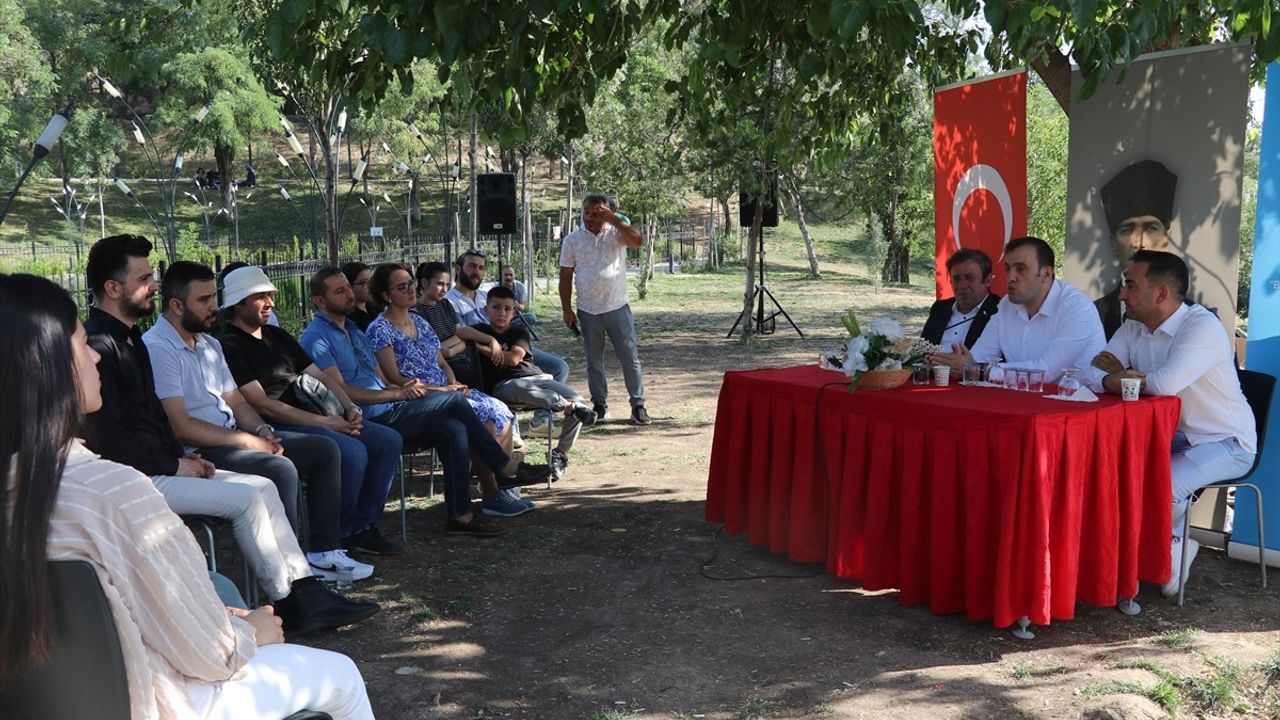 Batman'da Yapay Zekanın Bugünü ve Geleceği Konuşuldu