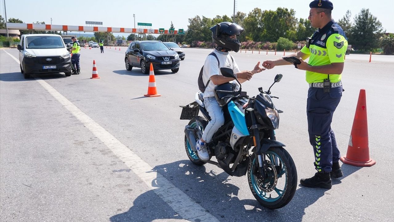 Bayramda Otoyol Jandarması Güvenliği Artırıyor