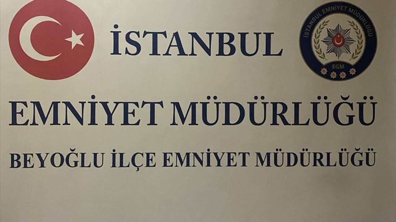 Beyoğlu'nda Beyzbol Sopalı Kavga: 3 Kişi Tutuklandı