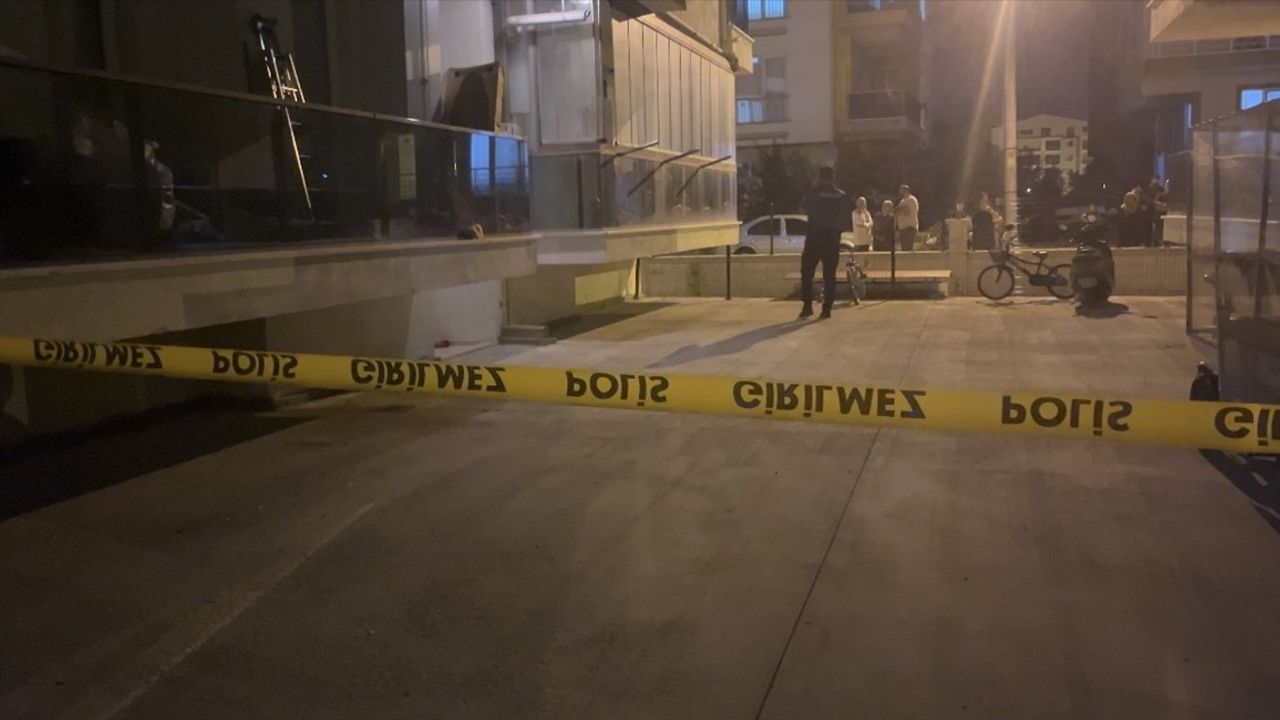 Burdur'da Bıçaklama Olayı: 35 Yaşındaki Kadın Hayatını Kaybetti