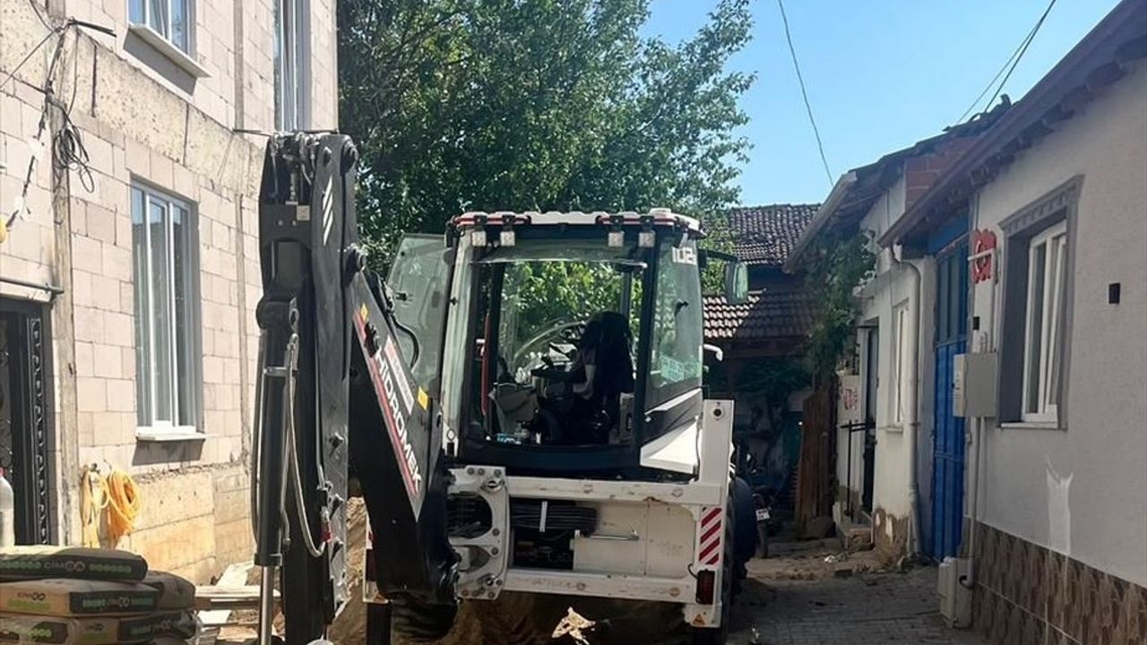 Bursa'da Doğal Gaz Borusu Patladı: 4 Yaralı