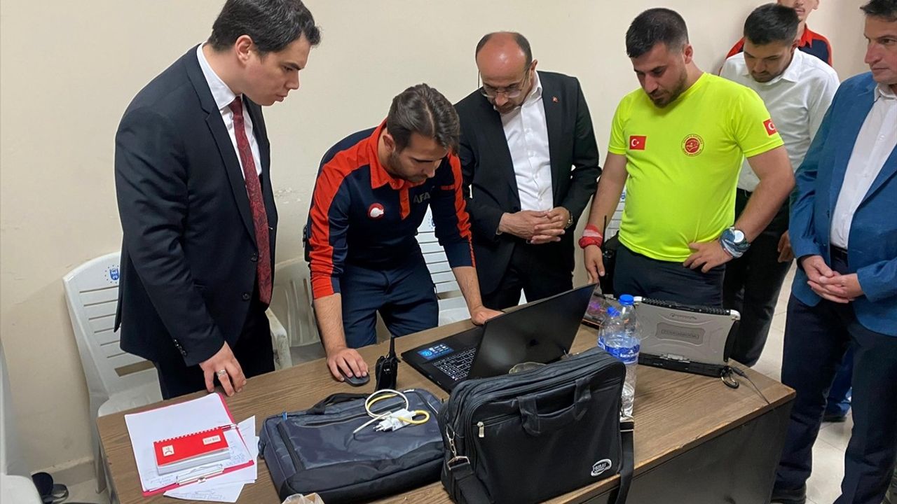 Bursa'da Kaybolan 13 Yaşındaki Burak Koçak İçin Arama Çalışmaları Devam Ediyor