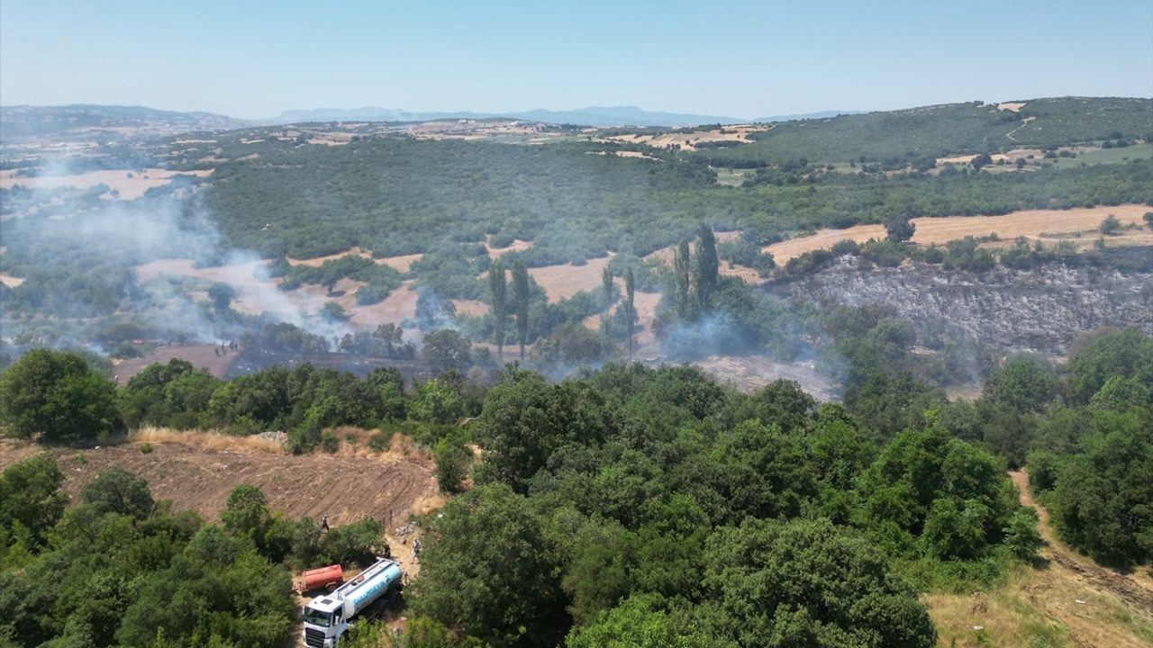 Bursa'daki Yangın Kontrol Altına Alındı: İnegöl'de Ekipler Hızla Müdahale Etti