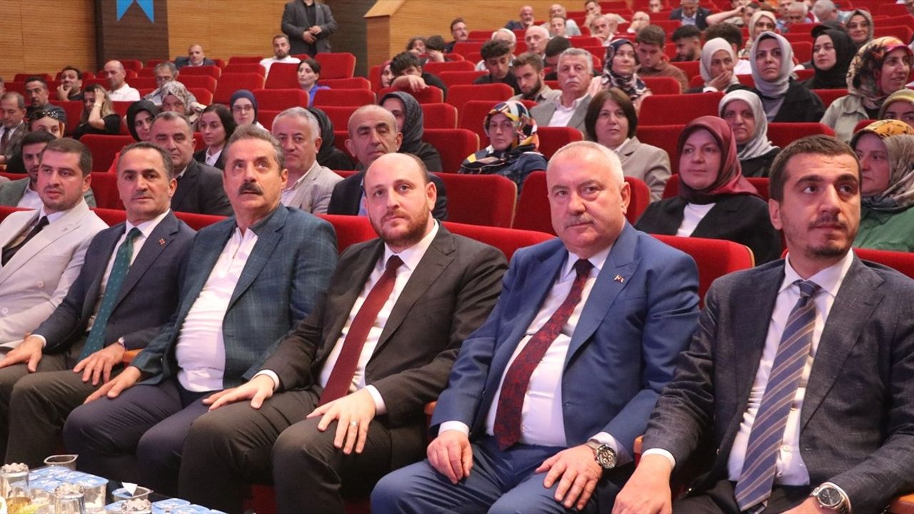 Büyükgümüş: 'Güçlü Türkiye İçin Siyasi Atılımlarımız Devam Ediyor'