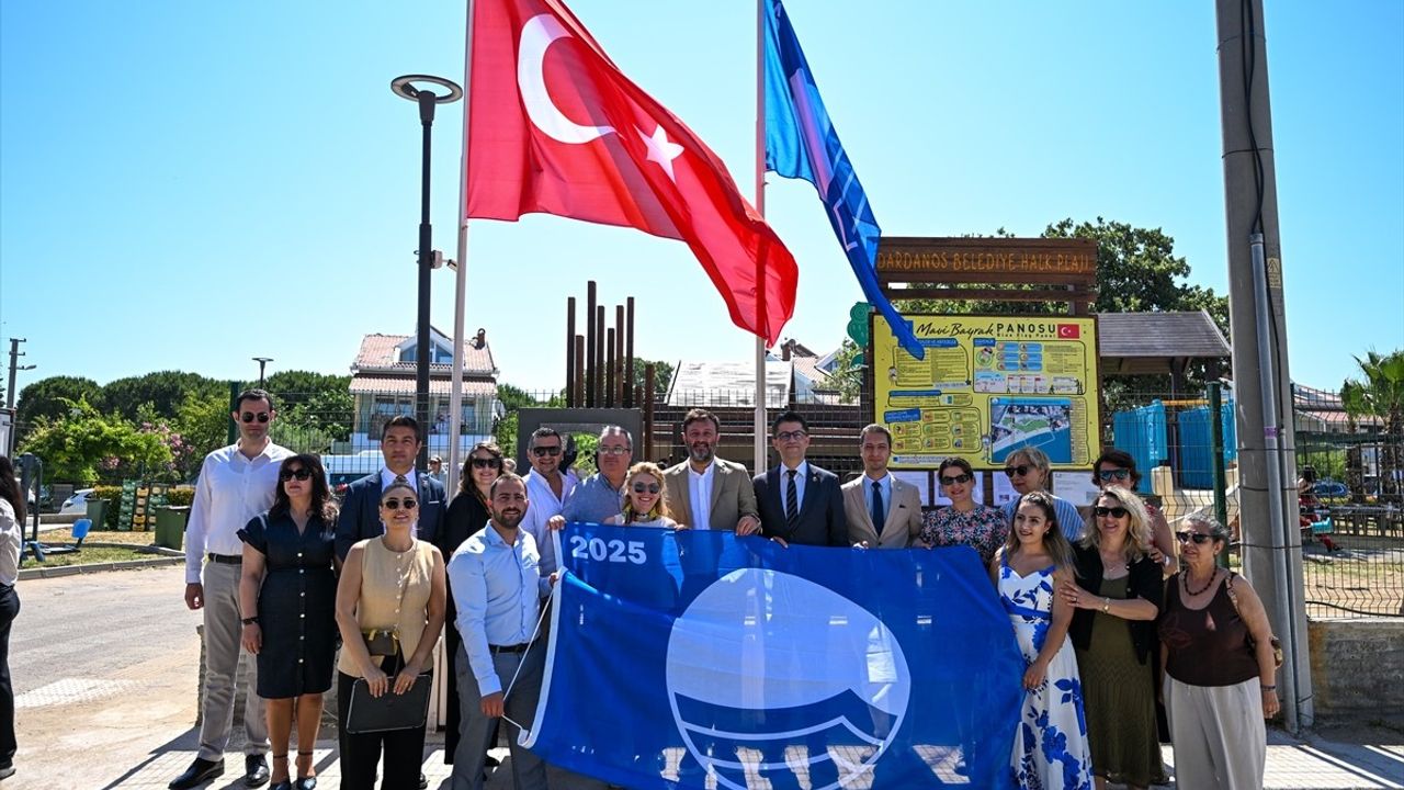 Çanakkale'de Üç Plajda Mavi Bayrak Sevinci