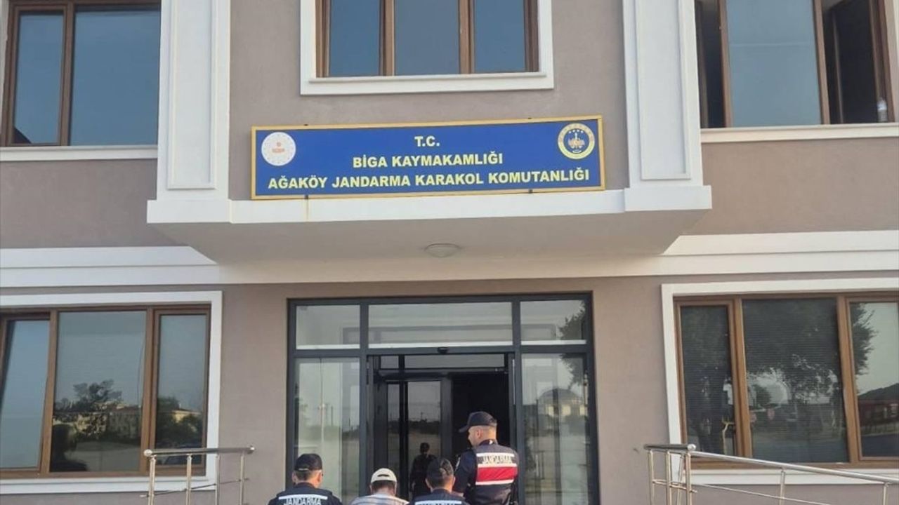 Çanakkale'de Yangına Neden Olan Biçerdöver Operatörüne Adli İşlem