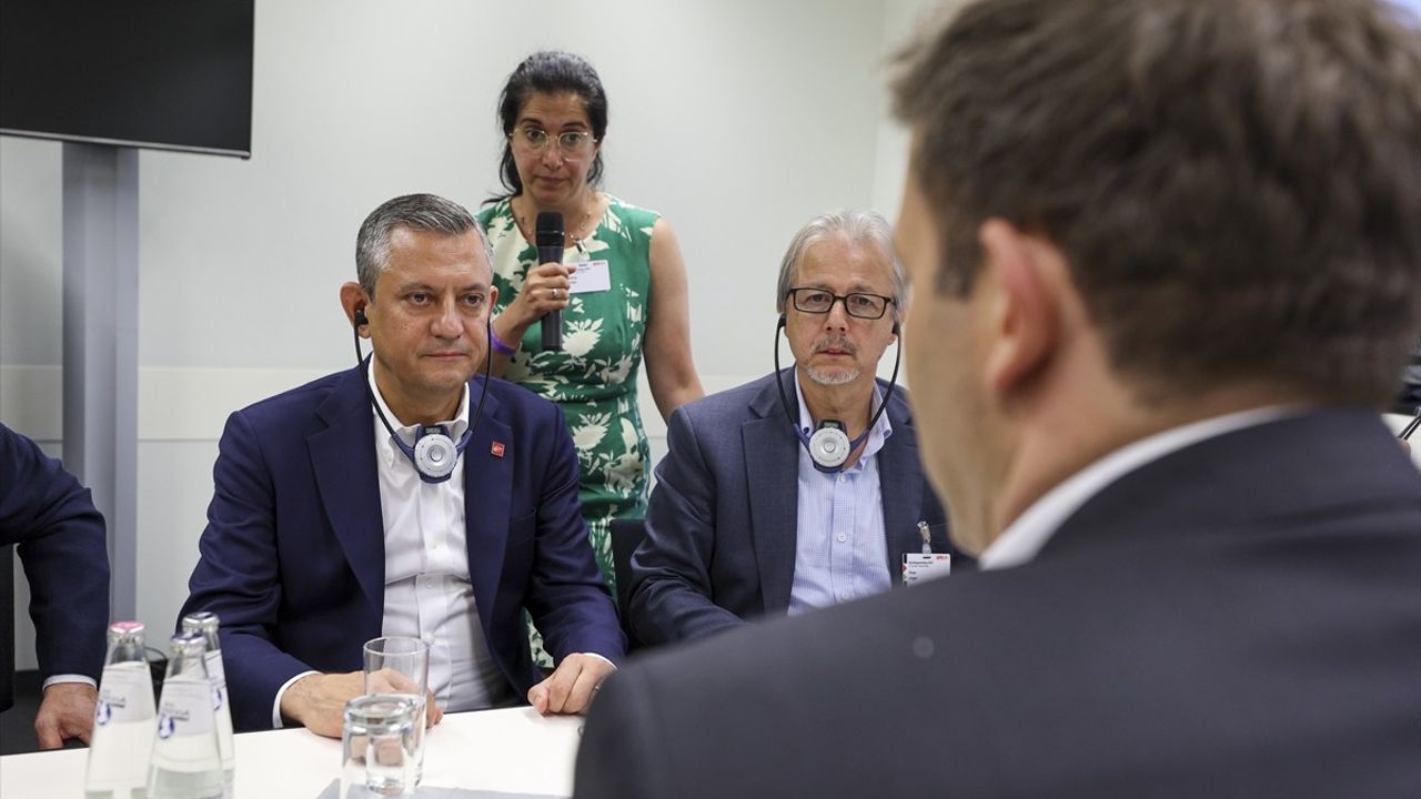CHP Genel Başkanı Özgür Özel Berlin'de Temaslar Gerçekleştirdi