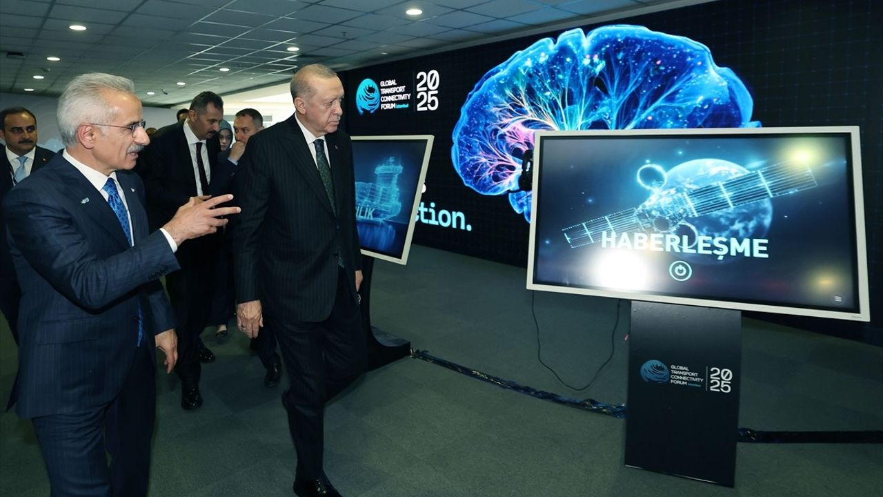 Cumhurbaşkanı Erdoğan, Ulaştırma Forumunda Küresel Ticaretin Yeniden Şekillendiğini Vurguladı