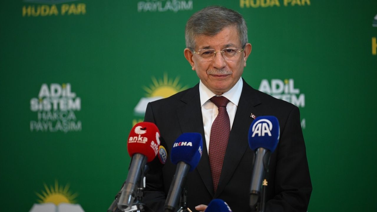 Davutoğlu, HÜDA PAR Genel Başkanı Yapıcıoğlu'nu Ziyaret Etti