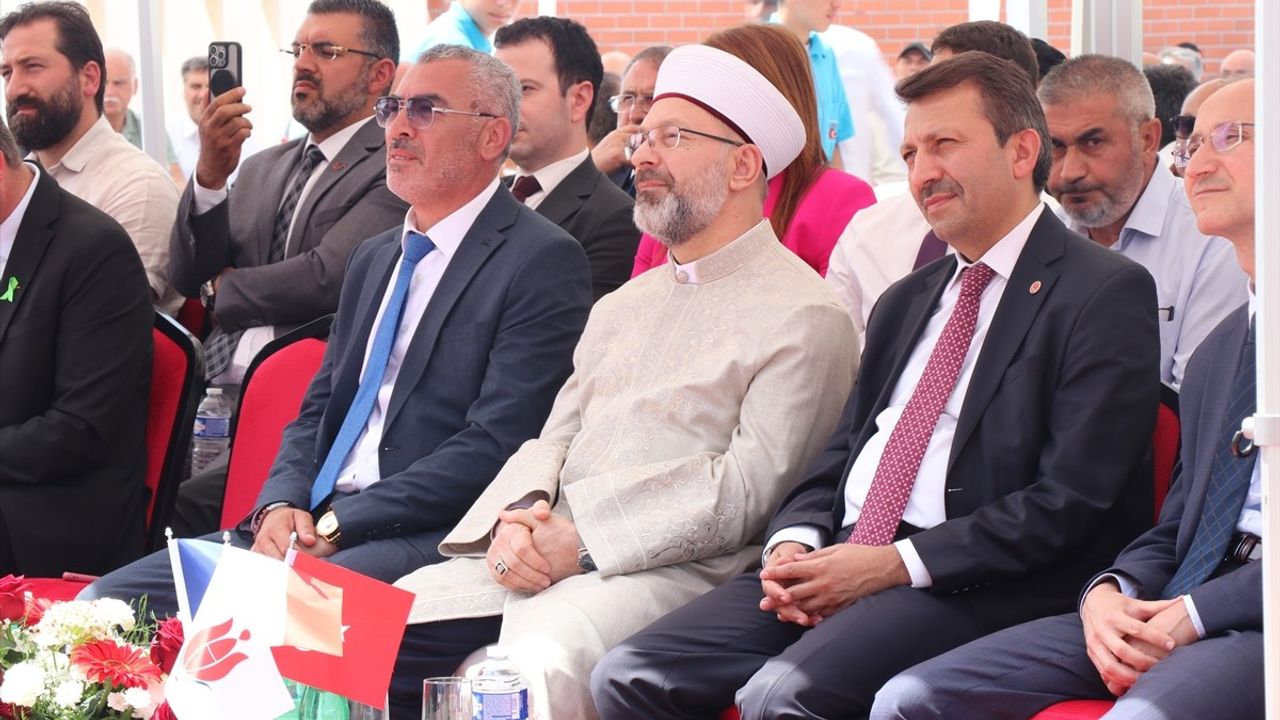Diyanet İşleri Başkanı Erbaş Fransa’da Ayasofya Camii’nin Açılışına Katıldı