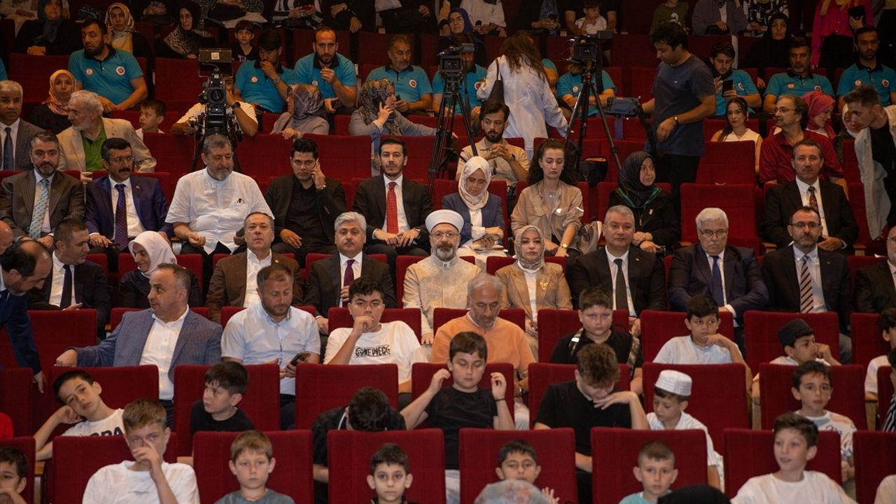 Diyanet İşleri Başkanı Erbaş Sakarya'da Yaz Kur'an Kurslarının Açılışını Yaptı