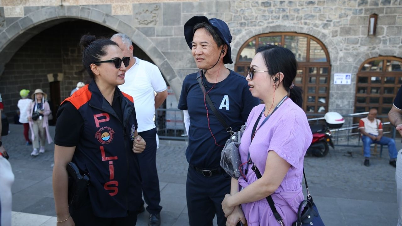 Diyarbakır'da Turizm Polisine 3 Elektrikli Araç Hizmete Girdi