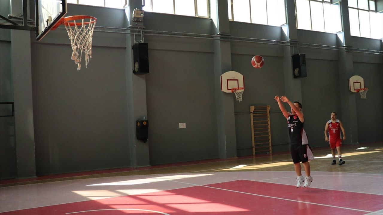 Down Sendromlular Basketbol Milli Takımı Avrupa Şampiyonası'na Hazır