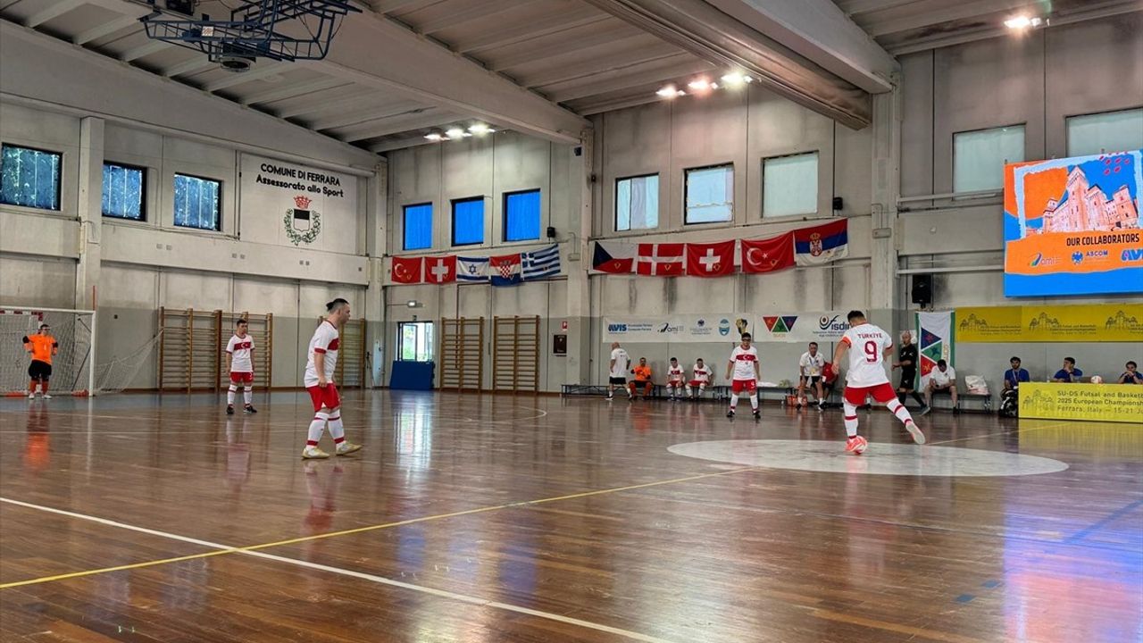 Down Sendromlular Futsal Milli Takımı Avrupa Şampiyonası'nda İrlanda ve ABD'yi Geride Bıraktı