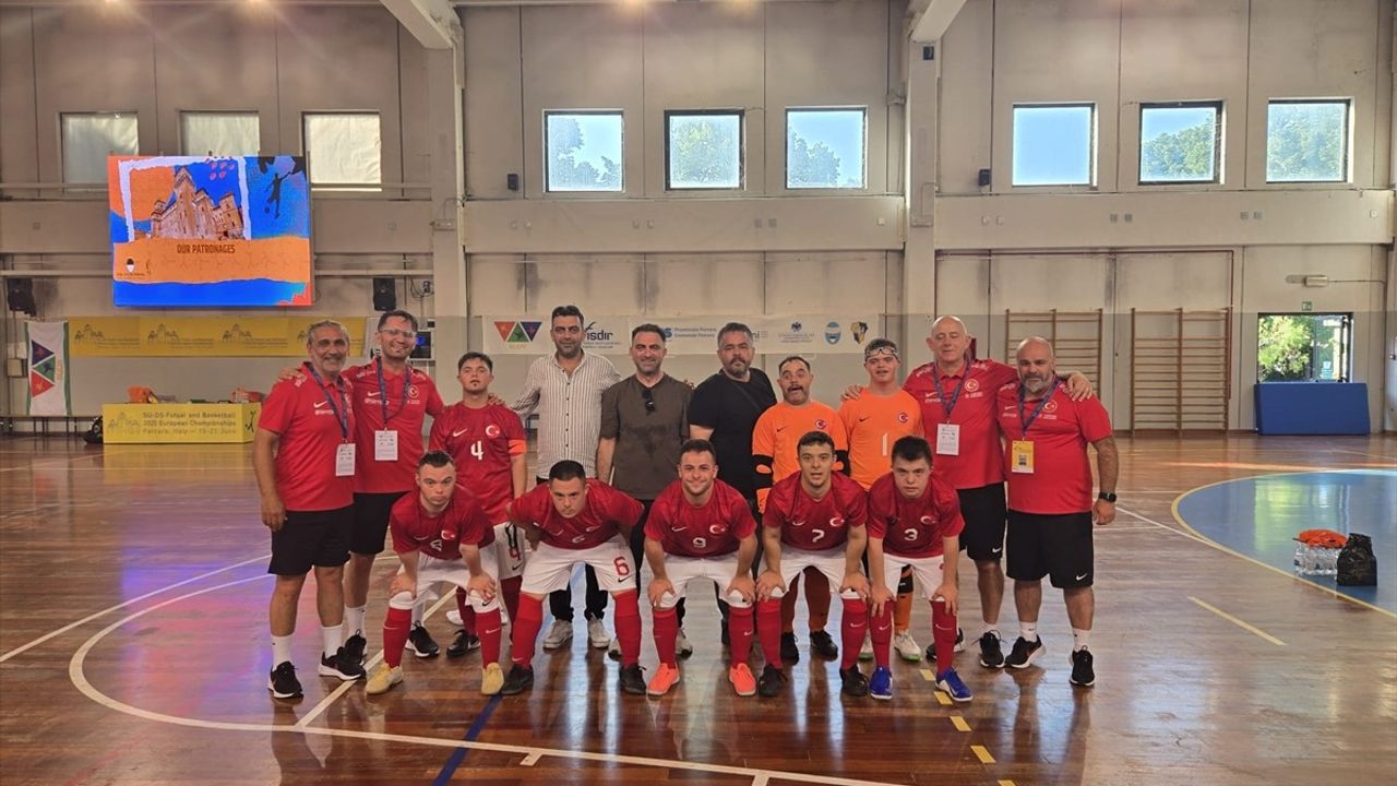 Down Sendromlular Futsal Milli Takımı Finalde!
