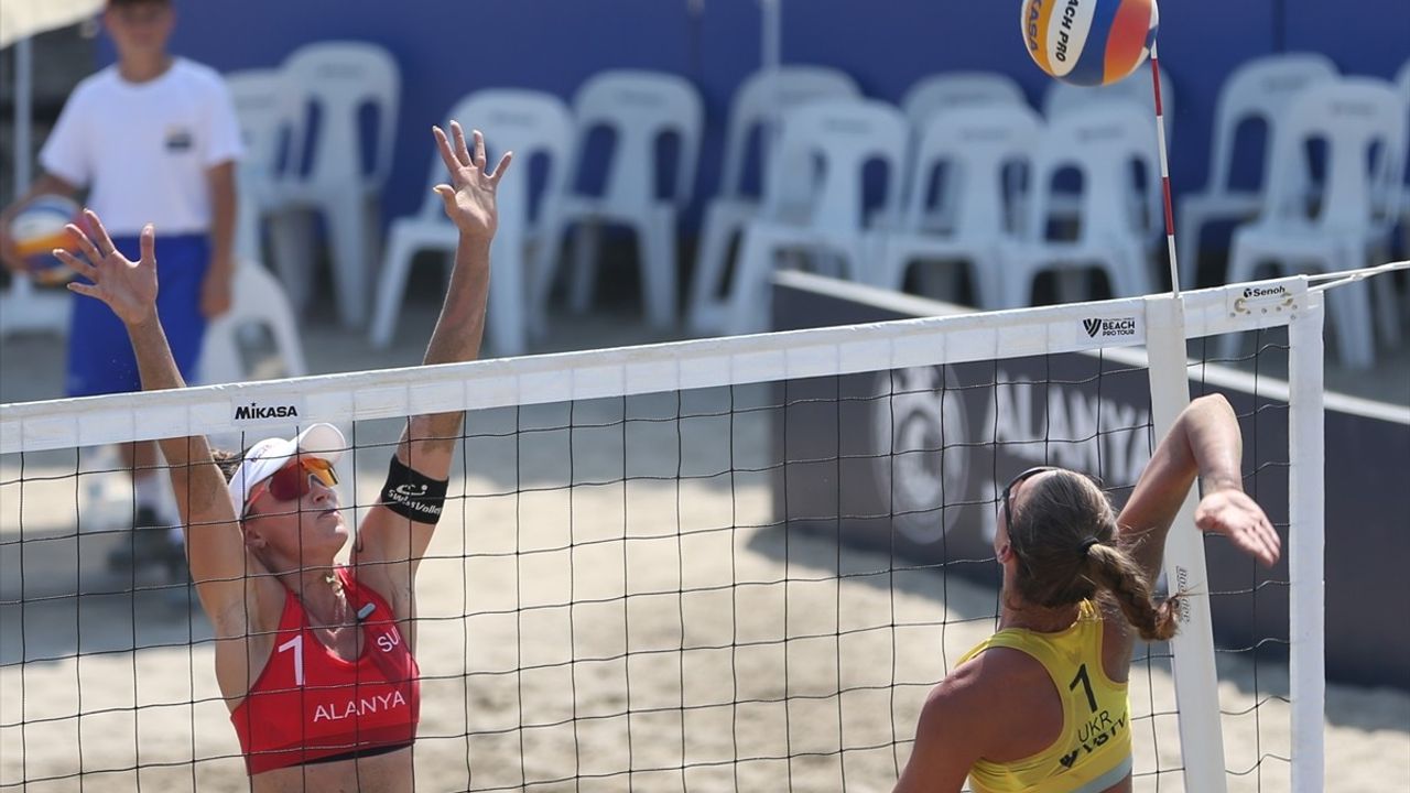 Dünya Plaj Voleybolu Pro Tur 2025 Alanya Etabı Hız Kesmeden Devam Ediyor