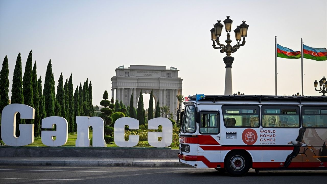 Duran Ailesi Orta Asya’da Atalarının İzinde: Göçebe Yolculuğu