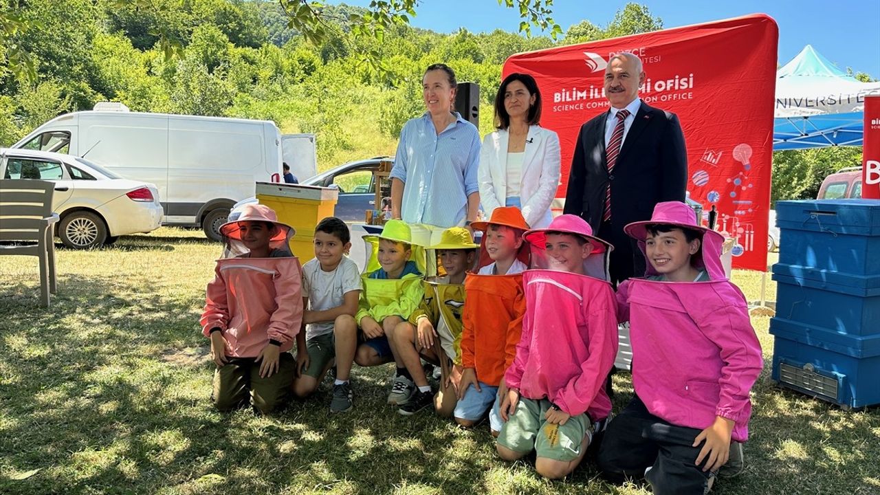 Düzce'de 'Bilim Kafe' Etkinliği: Arıcılar ve Akademisyenler Bir Araya Geldi