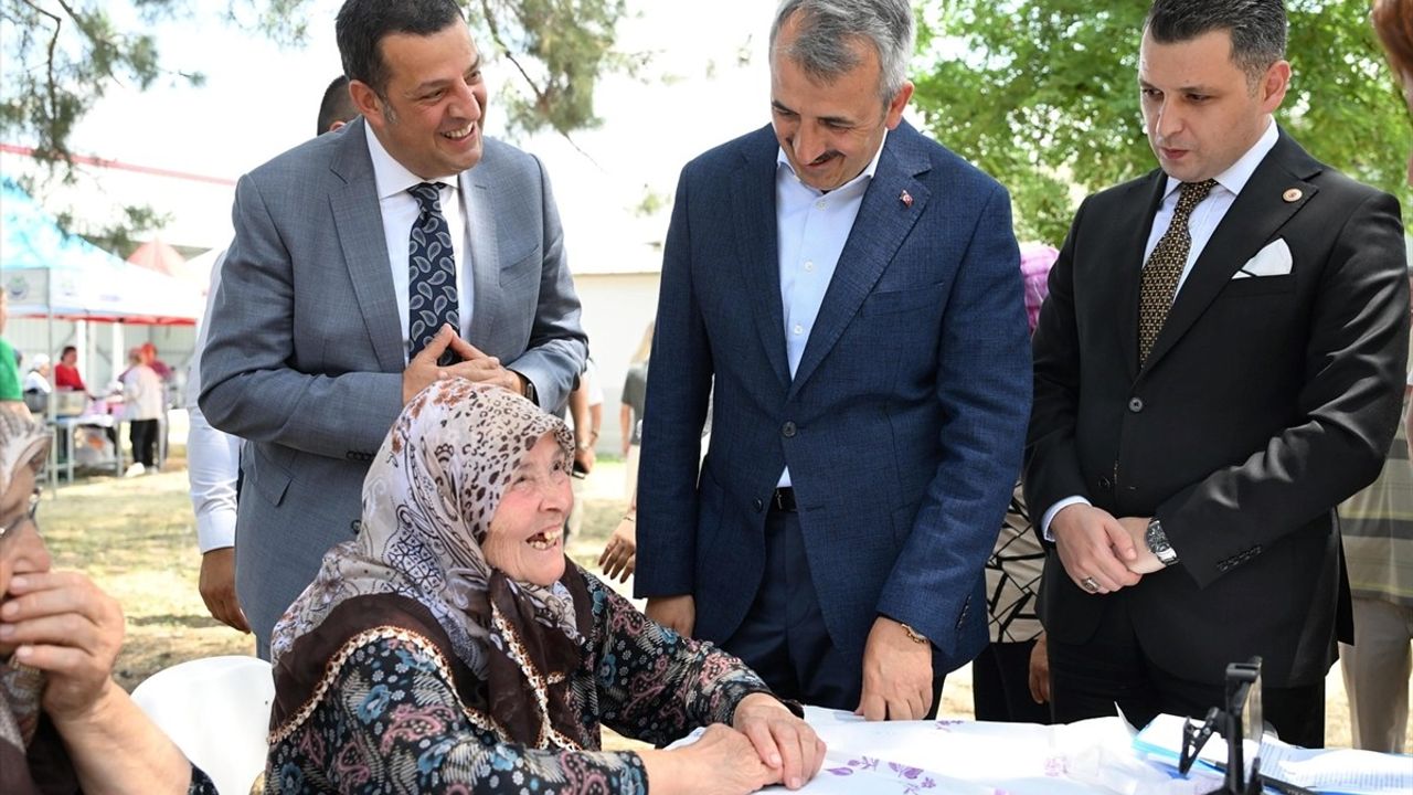 Edirne'de Geleneksel Konacık Bayramı Coşkuyla Kutlandı