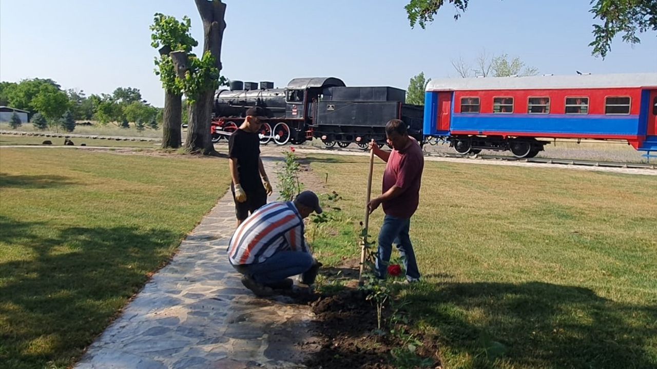 Edirne'deki Nostaljik Kara Tren Bakımı Tamamlandı