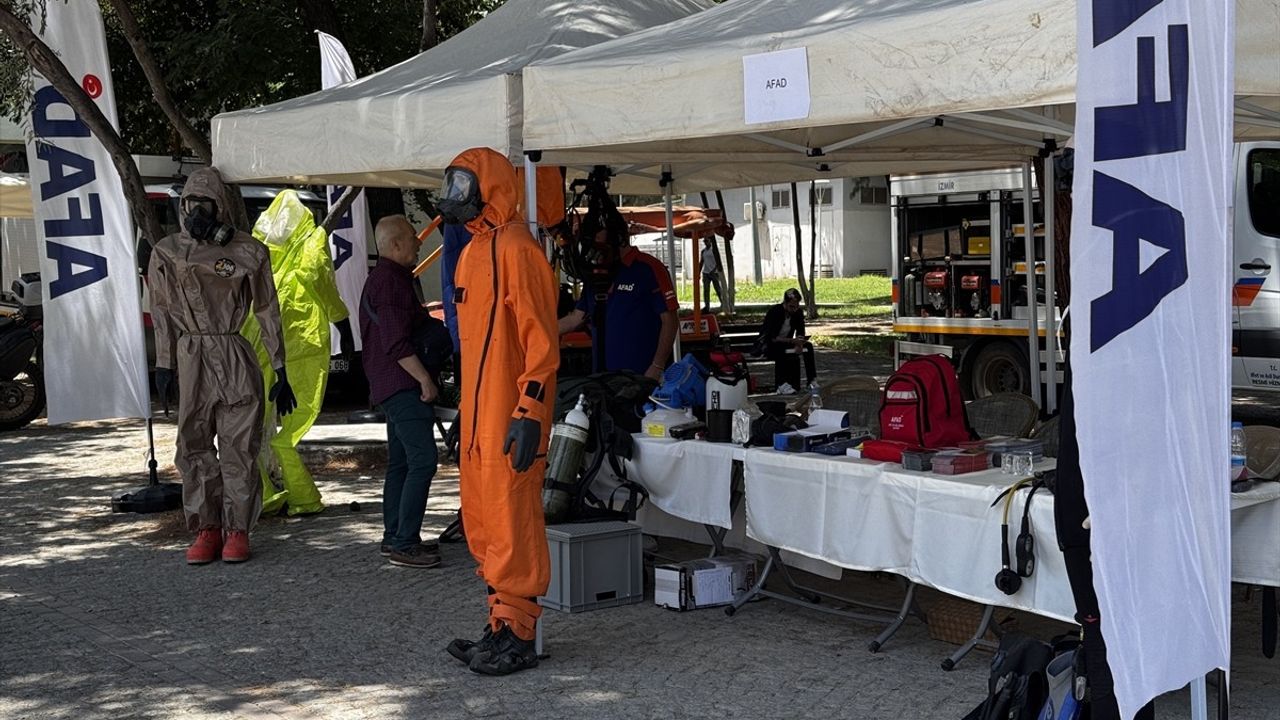 Ege Üniversitesi'nde Savunma Sanayi Zirvesi Başladı