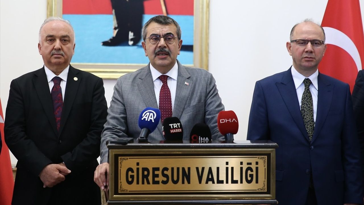 Eğitimde Yapay Zeka Atılımı: Milli Eğitim Bakanı Tekin'den Önemli Açıklamalar