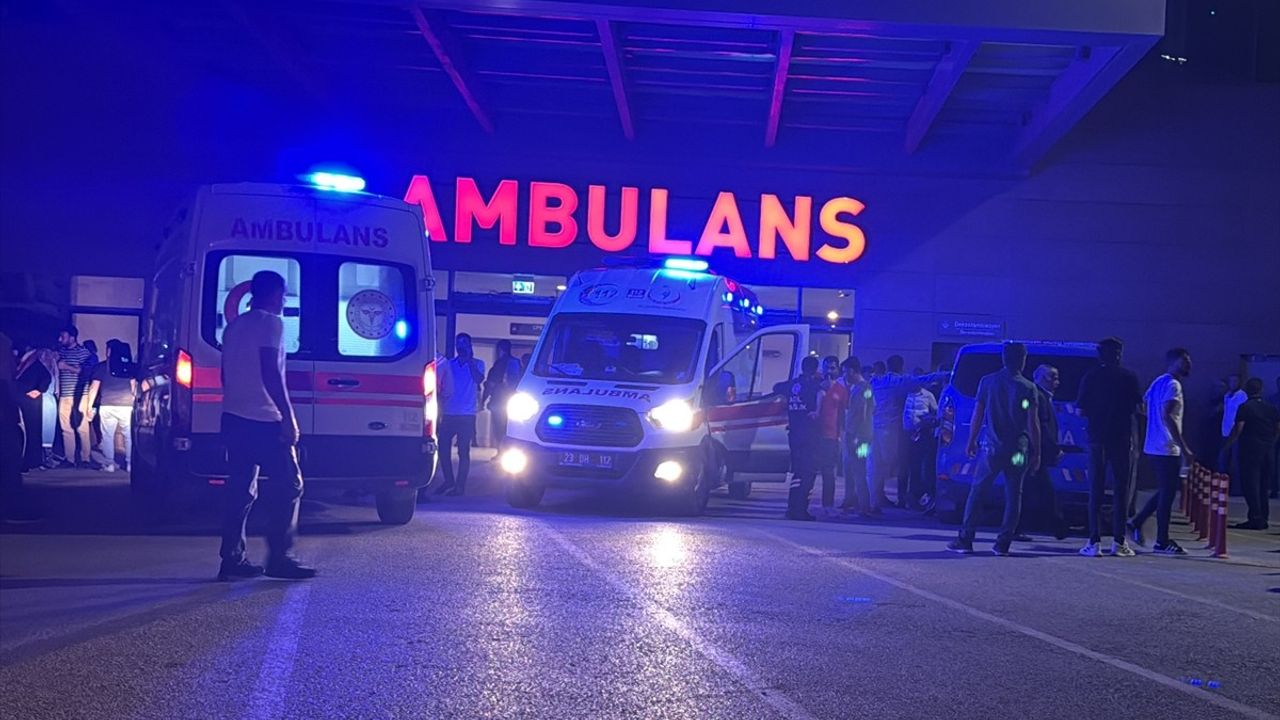 Elazığ'da Baraj Gölünde Boğulma Olayı: 12 Yaşındaki Çocuk Hayatını Kaybetti