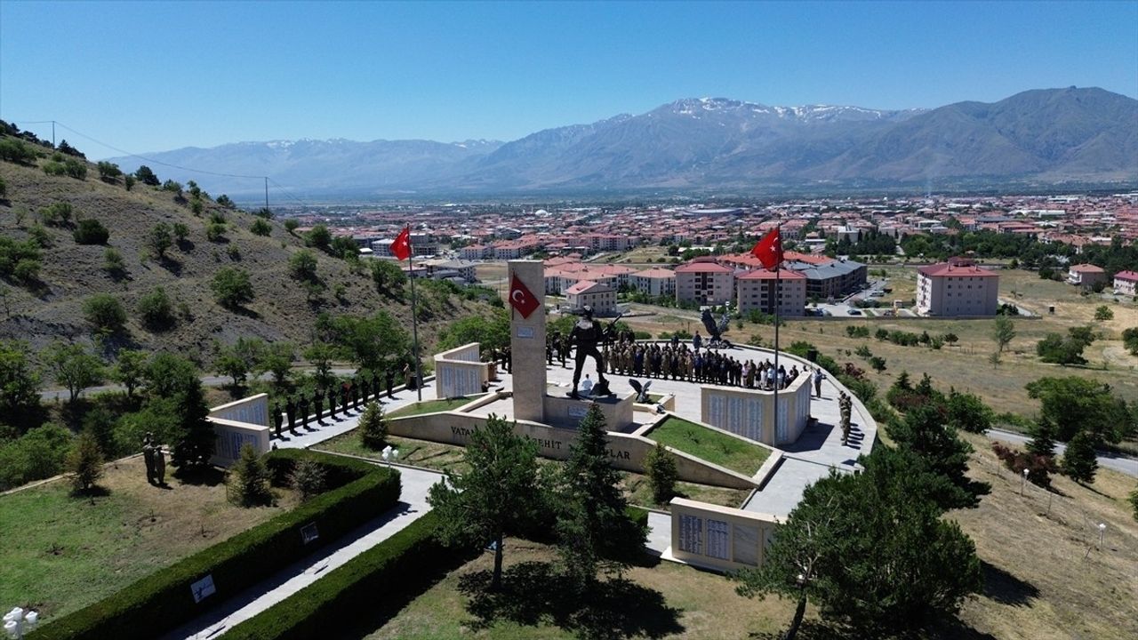 Erzincan'da 3. Ordu İç Güvenlik Şehitler Anıtı Yeniden Açıldı