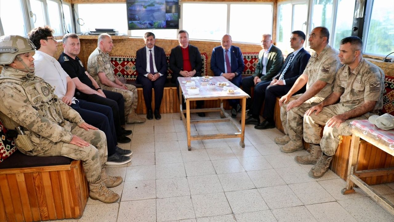 Erzincan Valisi Aydoğdu, Kurban Bayramı'nda Güvenlik Güçlerini Ziyaret Etti