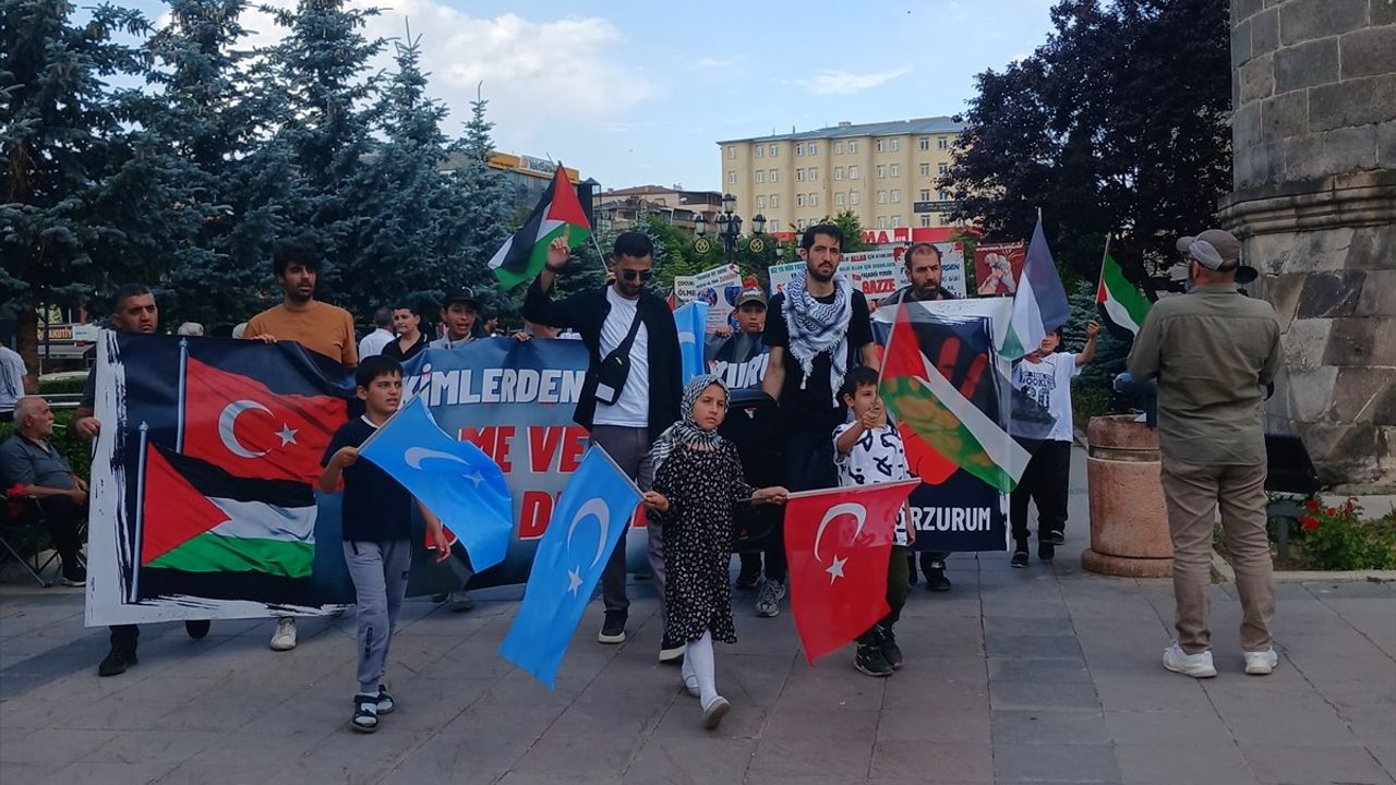 Erzurum'da Hekimler Gazze İçin Yürüdü
