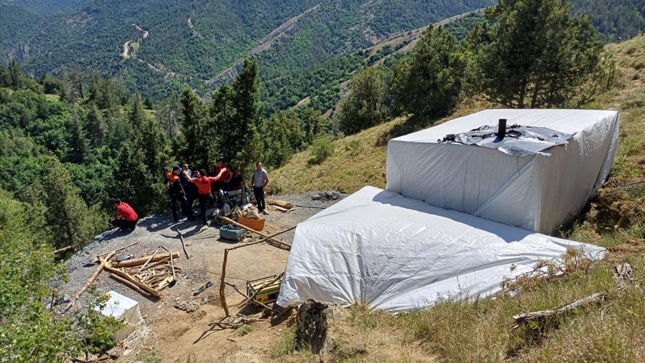 Erzurum'da Oltu Taşı Ocağındaki Göçükte Ölü Sayısı 3'e Yükseldi