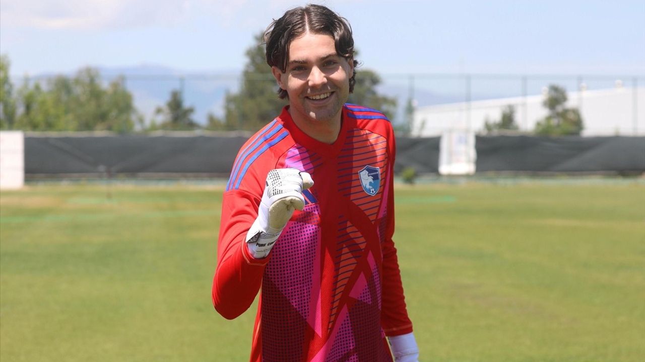 Erzurumspor FK Hırvat Kaleci Matija Orbanic'i Transfer Etti