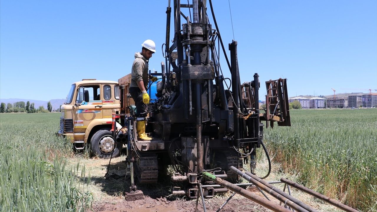 Erzurumspor FK Yeni Sezonda Hibrit Çim Zemininde Oynayacak