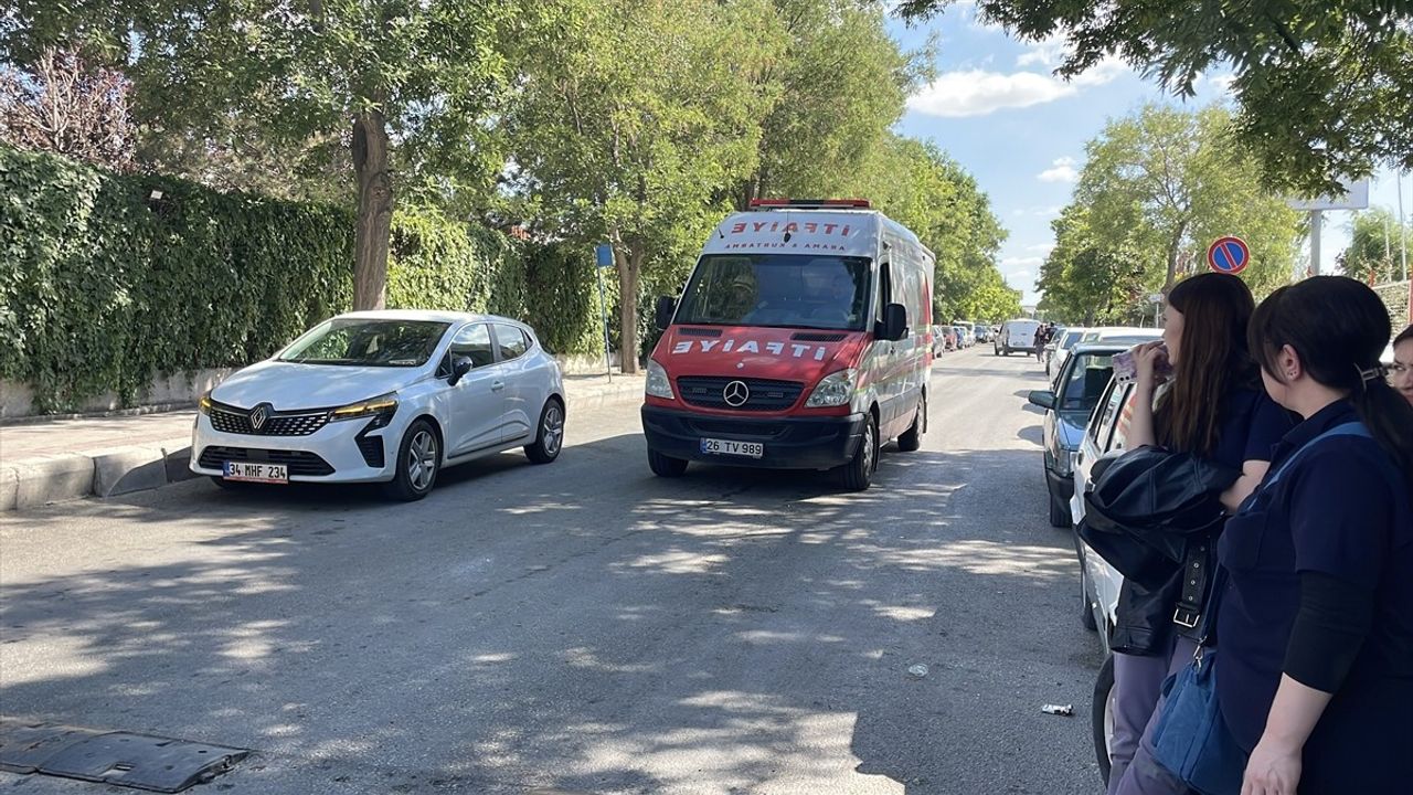 Eskişehir'de Fabrikada Yangın: İtfaiye Ekipleri Müdahalede Bulundu