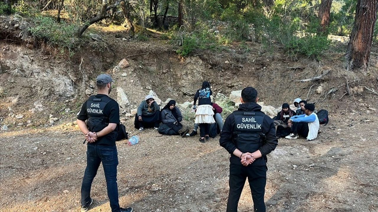 Fethiye'de 10 Düzensiz Göçmen Yakalandı