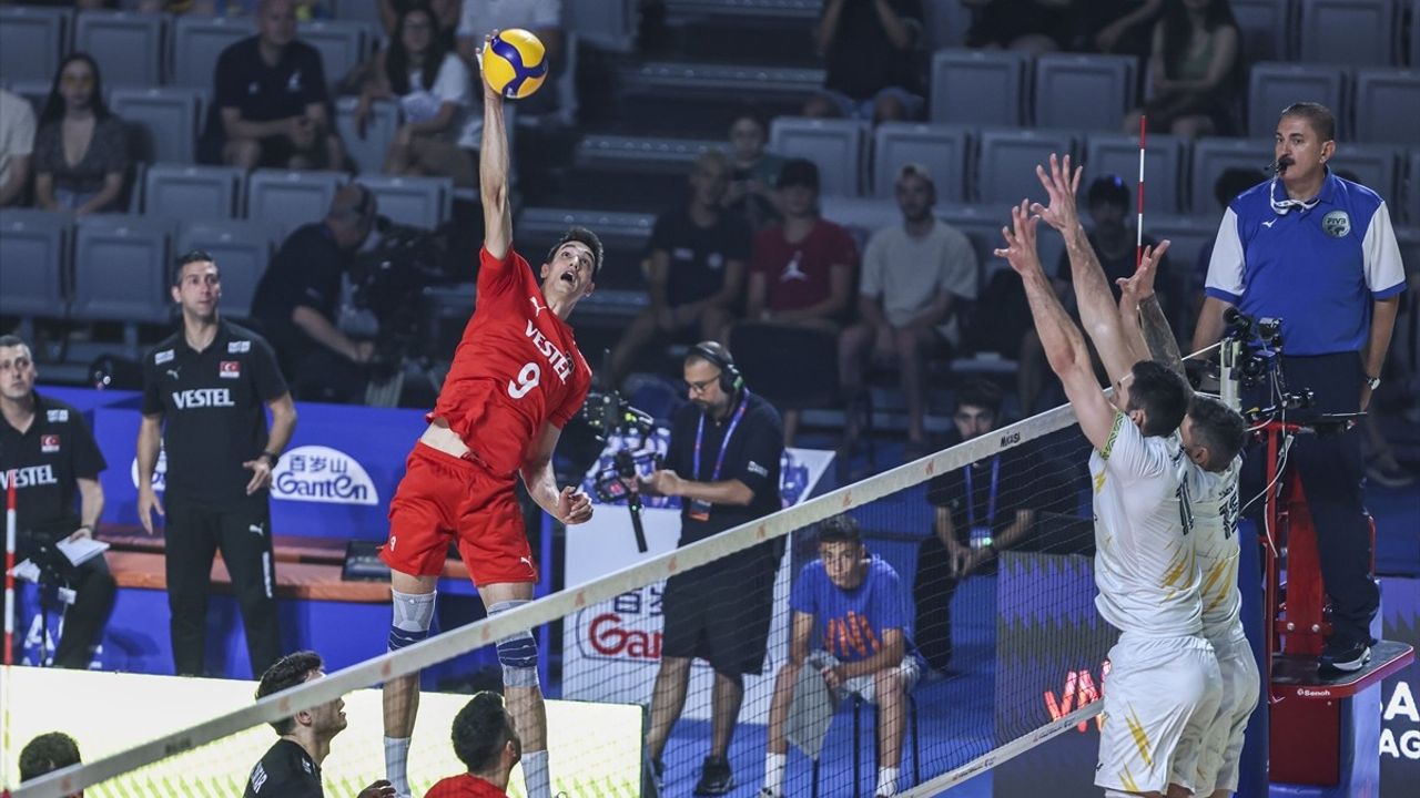 FIVB Milletler Ligi: Türkiye, Ukrayna'ya 3-0 Yenildi