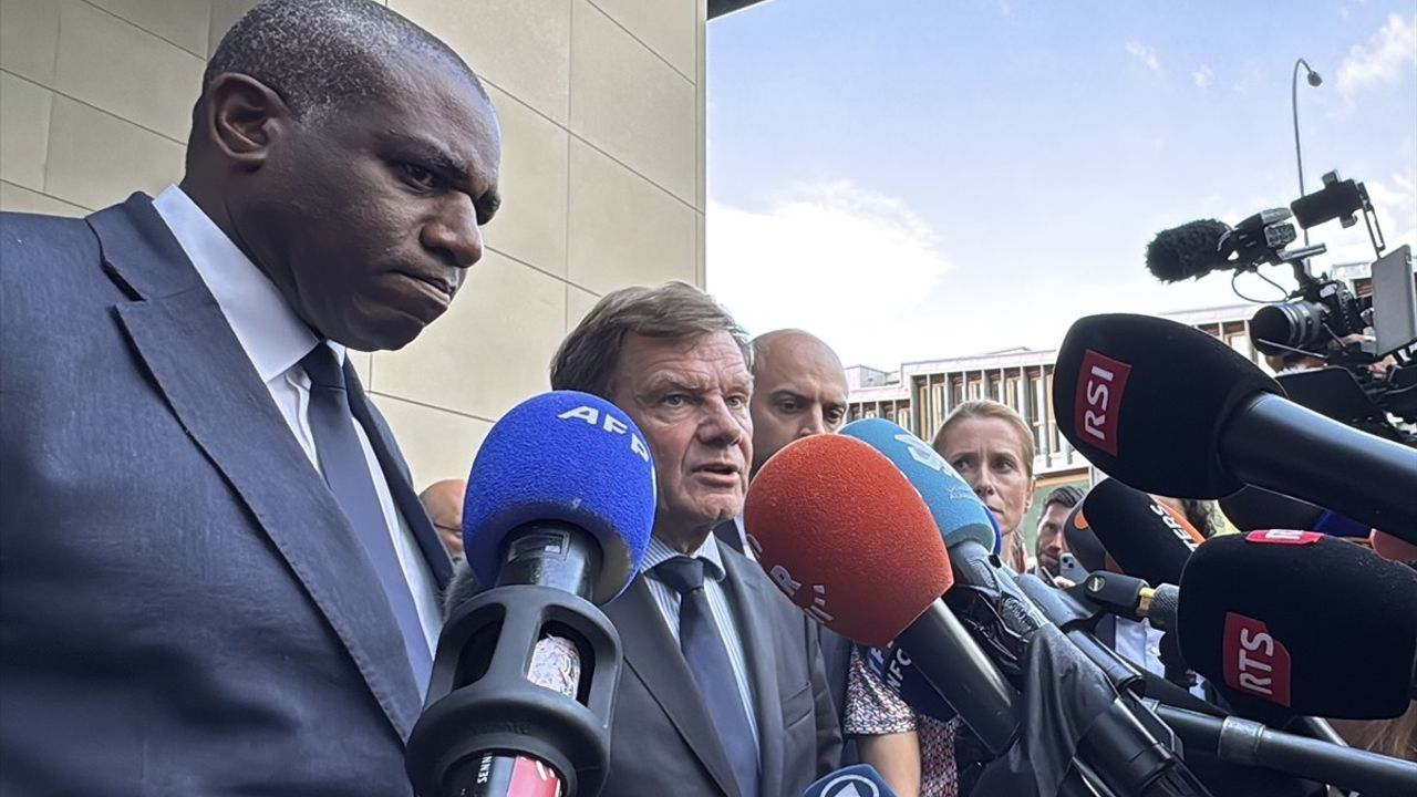 Fransa'dan İran'a Nükleer Mesaj: Askeri Çözümler Geçersiz