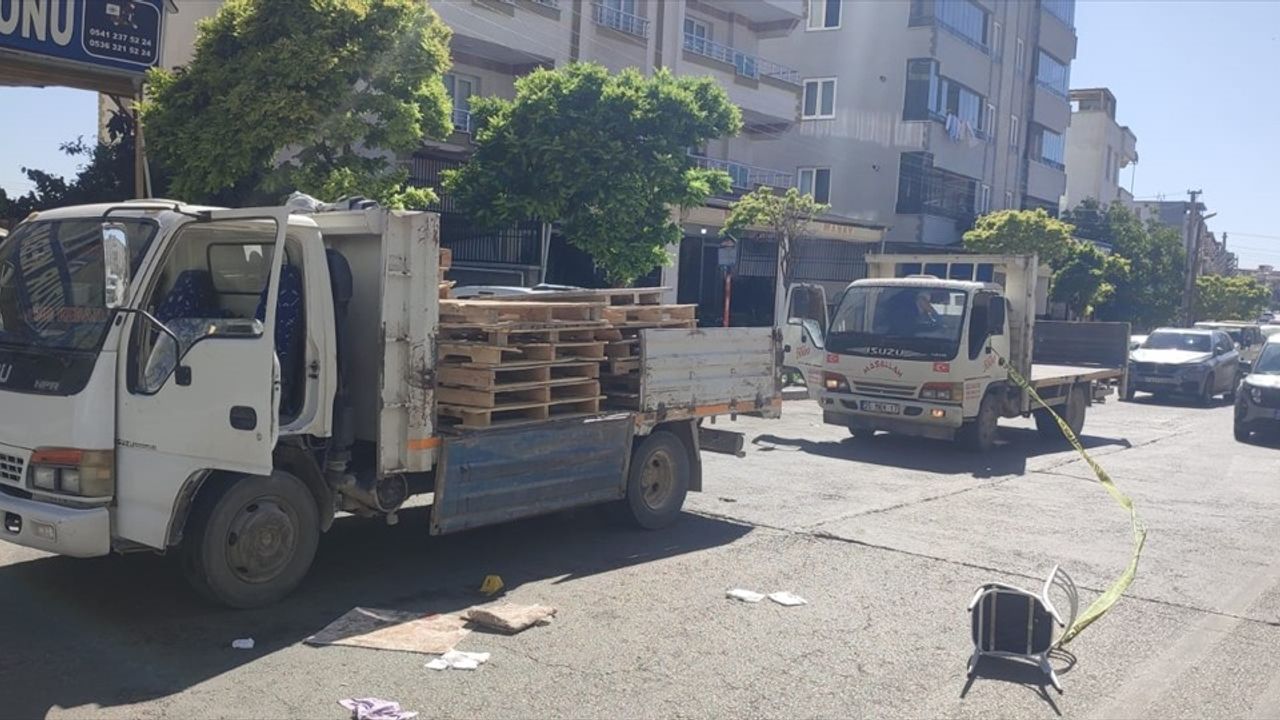 Gaziantep'te Kavga Kanlı Bitti: Bıçaklanan Kişi Hayatını Kaybetti